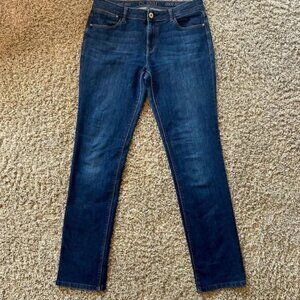 DL1961 Coco Mid-Rise Curvy Straight Leg Jeans in Solo Size 32